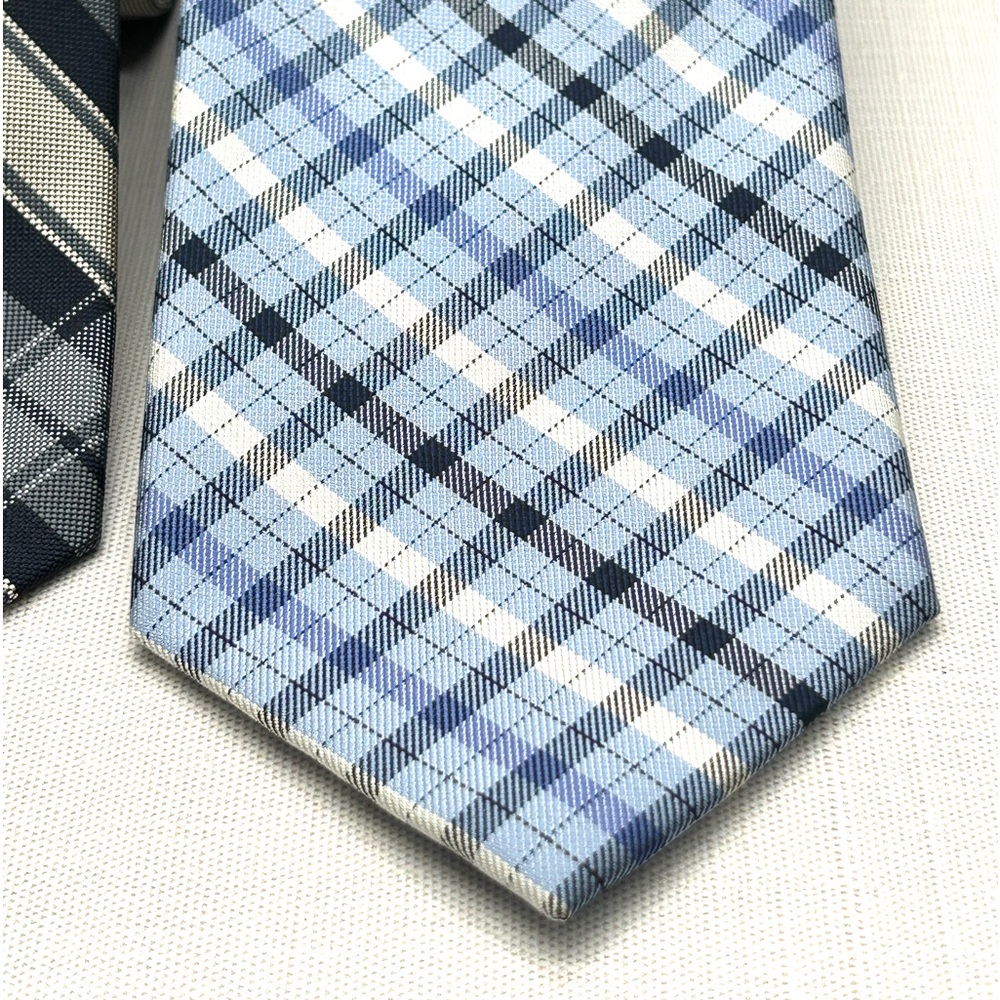 Jos A Bank Plaid Neck Tie Bundle of 3 Navy Royal Blue White 3 3/8-3.5” EUC - Picture 4 of 13